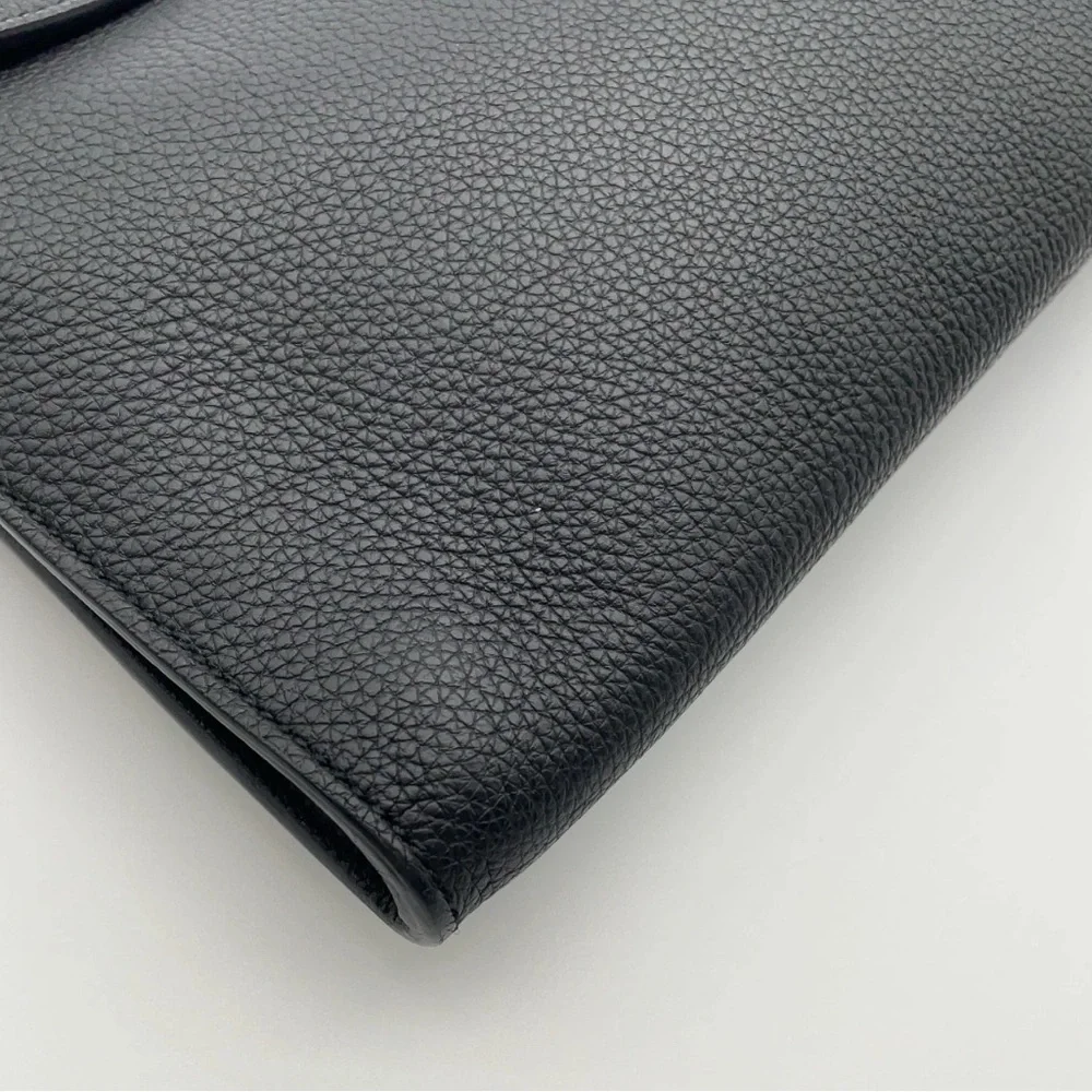 Auth GUCCI Leather Black Clutch Bag/Briefcase 🔥EUC Condition w/ key & dustbag